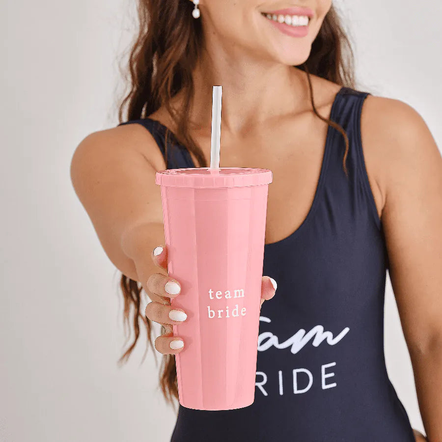 Gourde Rose "Team Bride" – Accessoire EVJF Élégant et Pratique
