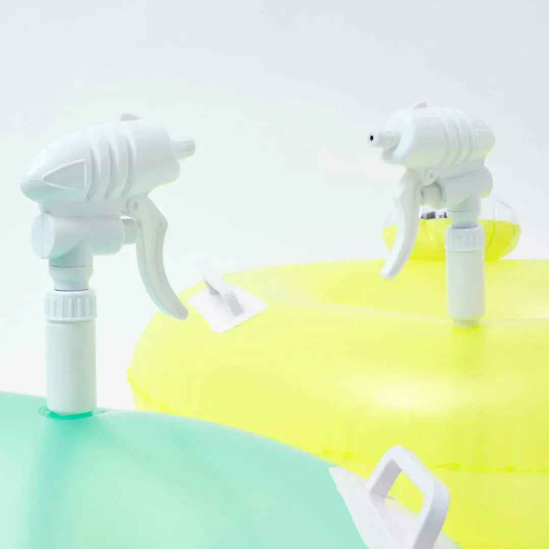 Bouée Enfant avec Pistolet à Eau "Sonny the Sea Creature" (Lot de 2) – SunnyLife