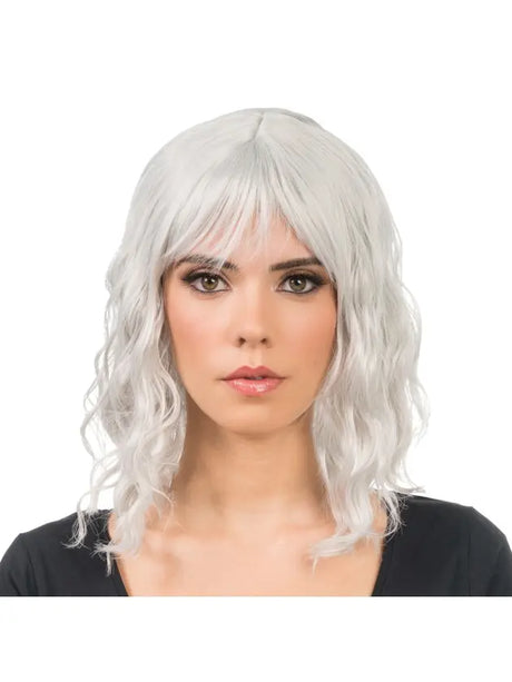 Perruque Courte Ondulée avec Frange – 4 Coloris au Choix pour Soirée Costumée