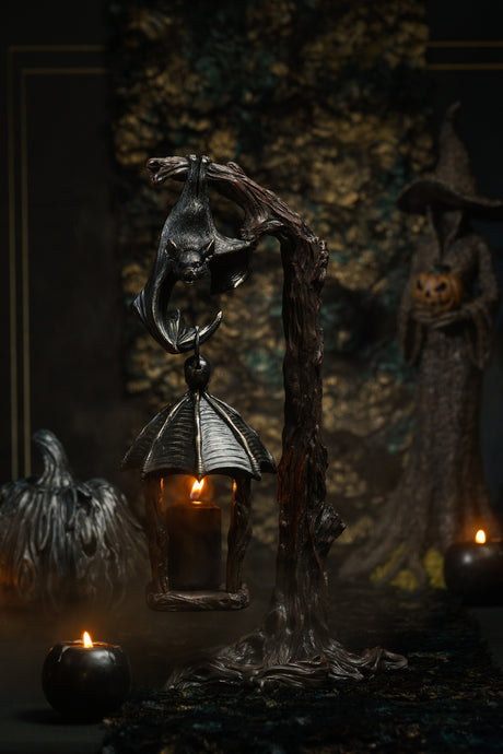 Bougeoir Lanterne Chauve-Souris sur Branche – Décoration Halloween Gothique