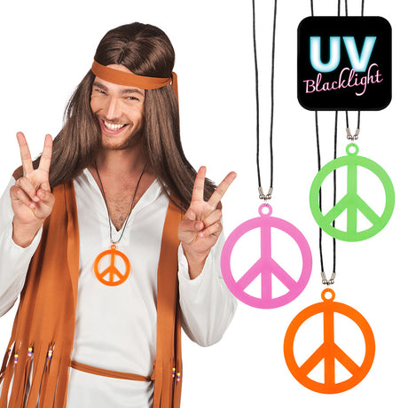 Hippie necklace with three assorted UV-reactive colors, round 8.5 cm pendant, retro 60s and 70s style jewelry for adults, made of PVC, polyester, and iron.