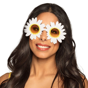 Retro hippie party sunglasses with daisy flower design for adults, made of polycarbonate and acrylic, ideal for 60s and 70s themed costumes.