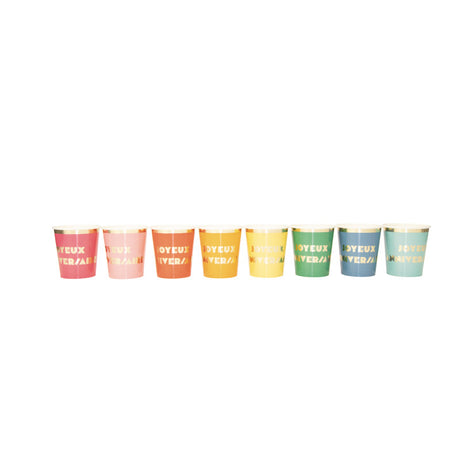 Pack de 8 gobelets en carton 200 ml multicolores, imprimé doré "Joyeux Anniversaire", papier 300 g, certifiés FSC, idéal pour fêtes d'anniversaire écologiques.