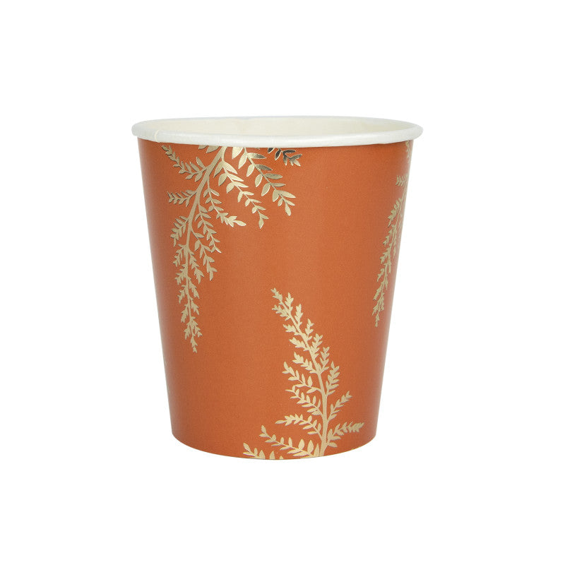 Gobelets festonnés terracotta 200 ml à motif fougère doré, en carton avec film PLA (amidon de maïs), lot de 8, certifiés FSC — vaisselle jetable chic pour fête et anniversaire